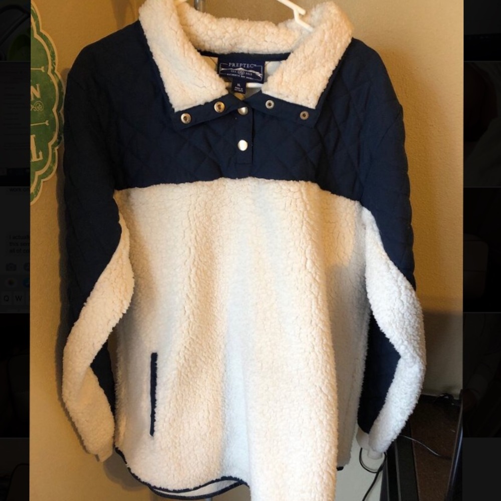 Lauren James Pullover